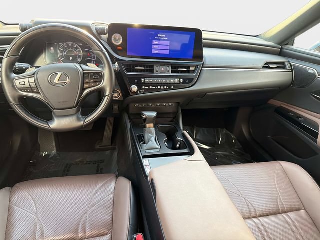 Used 2024 Lexus ES 350 Ultra Luxury w/ Accessory Package (Z2) FWD image 15