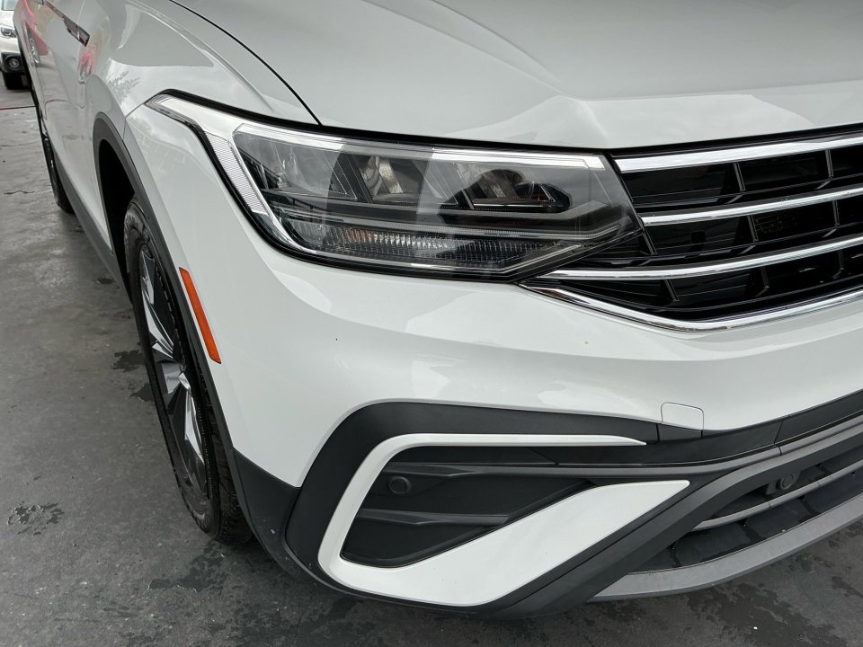Used 2022 Volkswagen Tiguan SE image 26