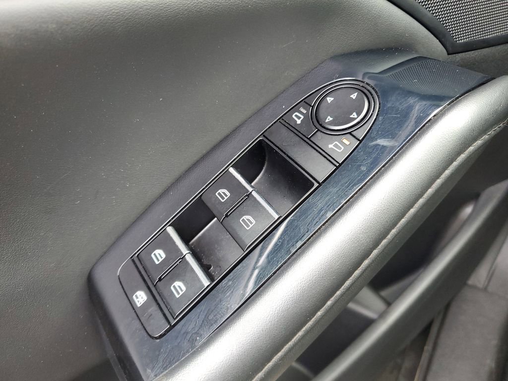 Used 2022 MAZDA MAZDA3 s image 21