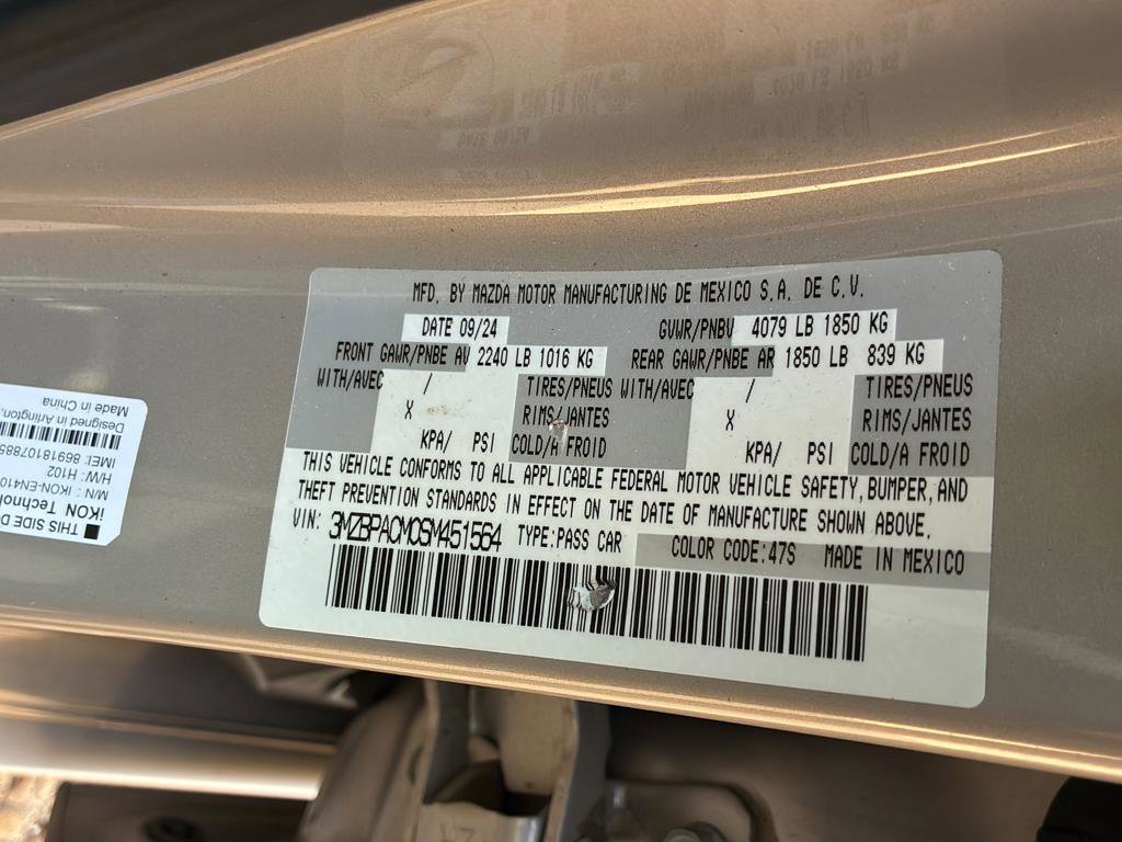 Used 2025 MAZDA MAZDA3 s FWD image 36