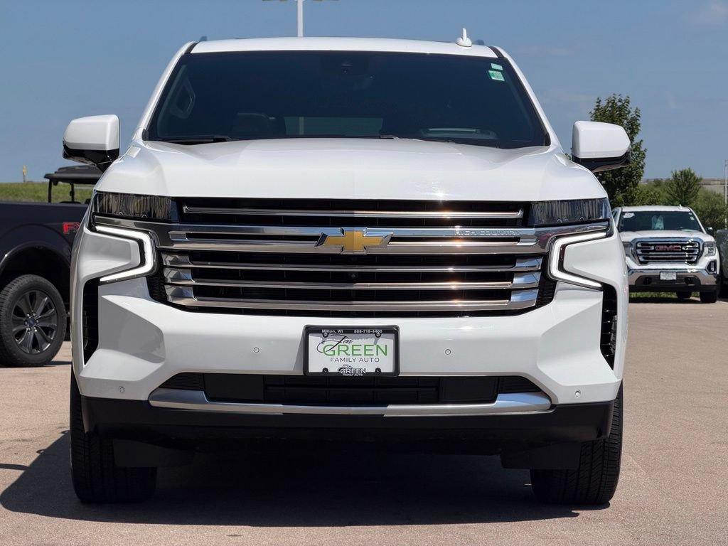 Used 2024 Chevrolet Suburban High Country w/ Premium Package AWD/4WD image 6