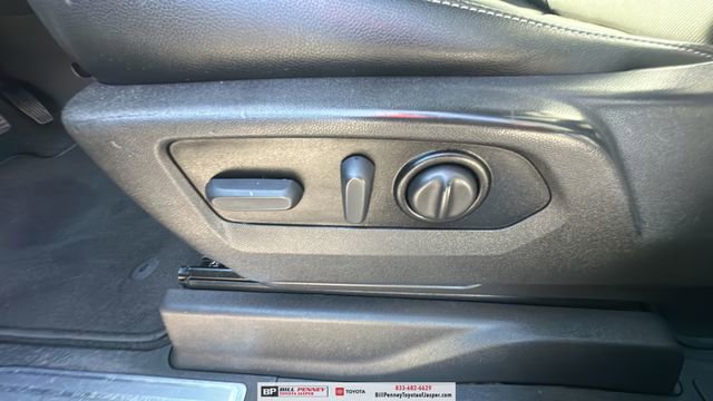 Used 2022 GMC Sierra 1500 SLT w/ X31 Off-Road Package image 15