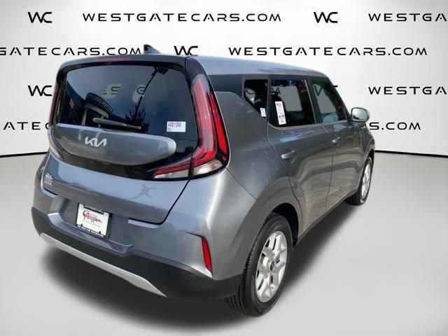 Used 2023 Kia Soul S FWD image 14