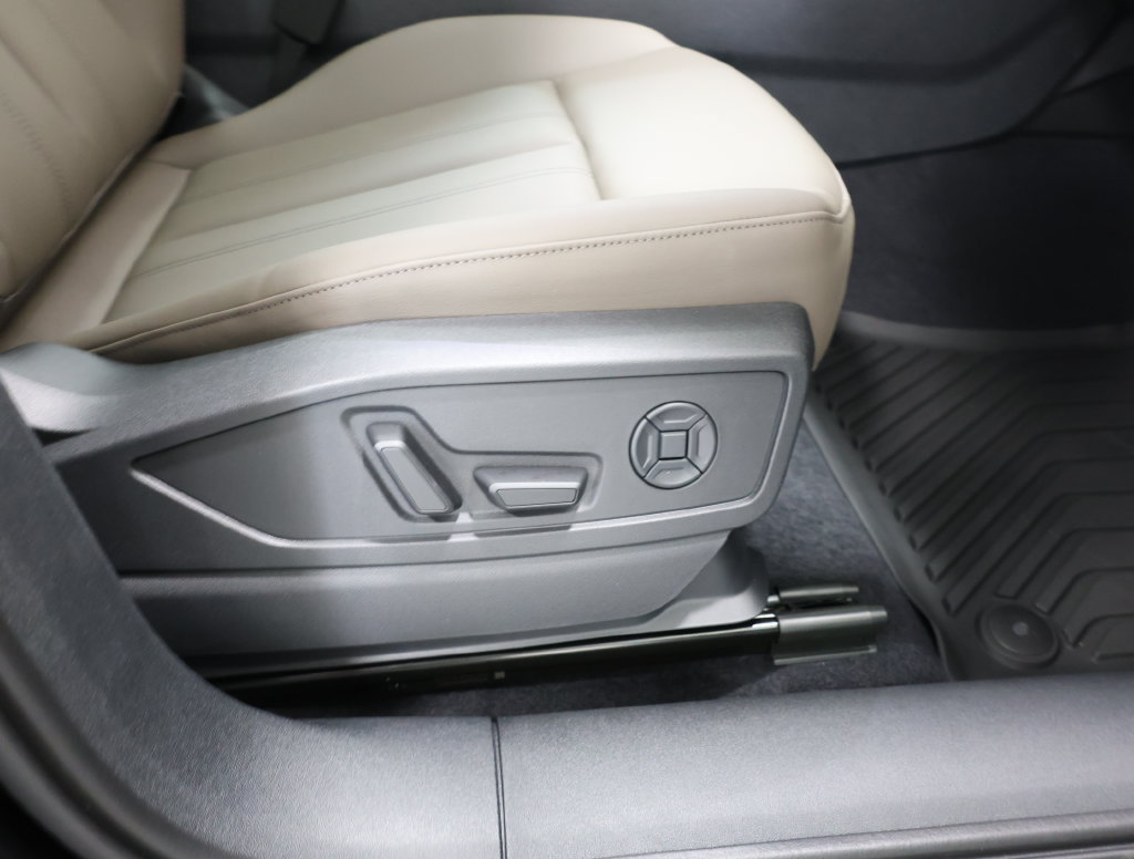 New 2026 Audi Q5 Premium Plus AWD/4WD image 22