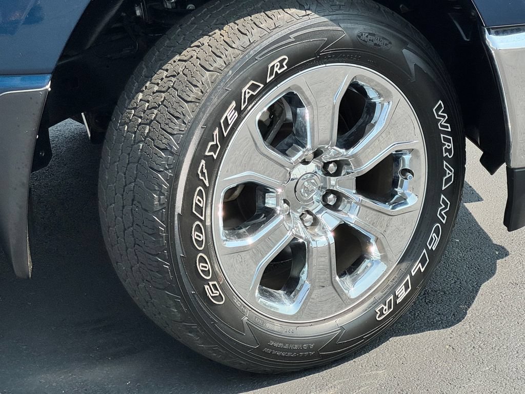 Used 2022 RAM 1500 Big Horn AWD/4WD image 10