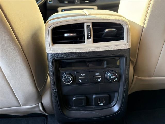 Used 2020 Buick Envision Essence image 19