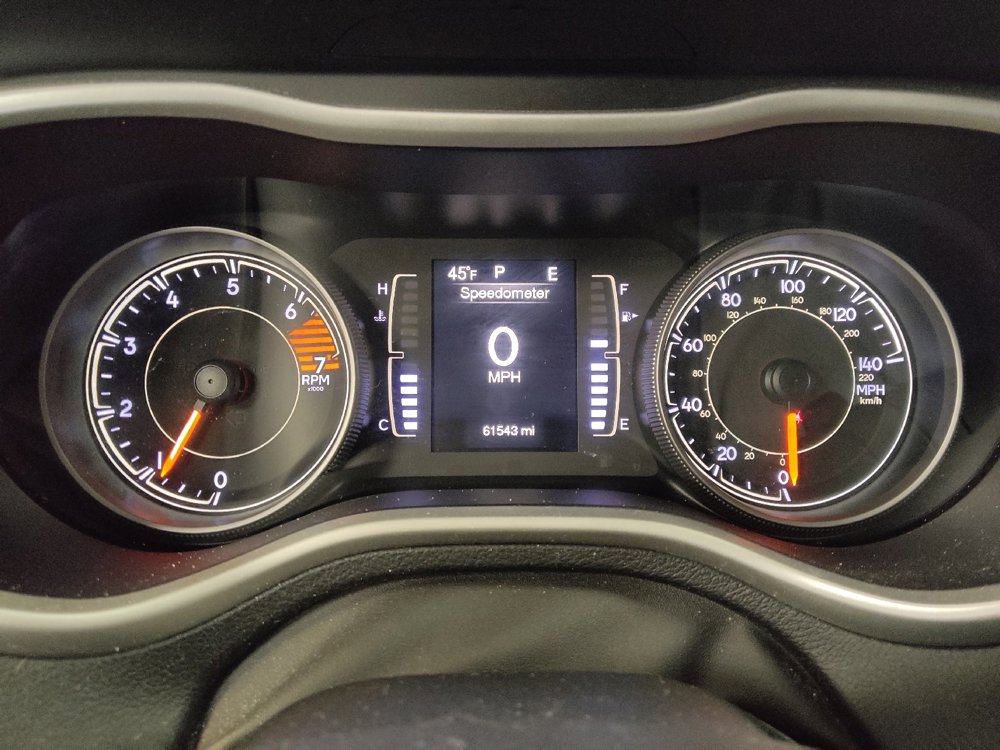 Used 2018 Jeep Cherokee Latitude Plus image 23