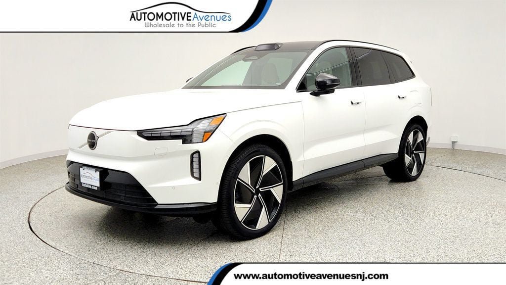 Used 2025 Volvo EX90 Plus