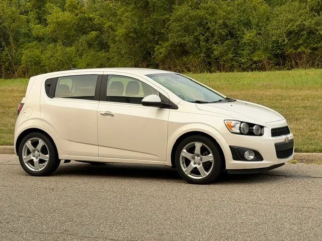 Used 2013 Chevrolet Sonic LTZ FWD image 35