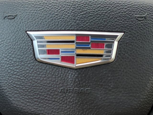 Used 2017 Cadillac XT5 Luxury w/ Driver Awareness Package image 5