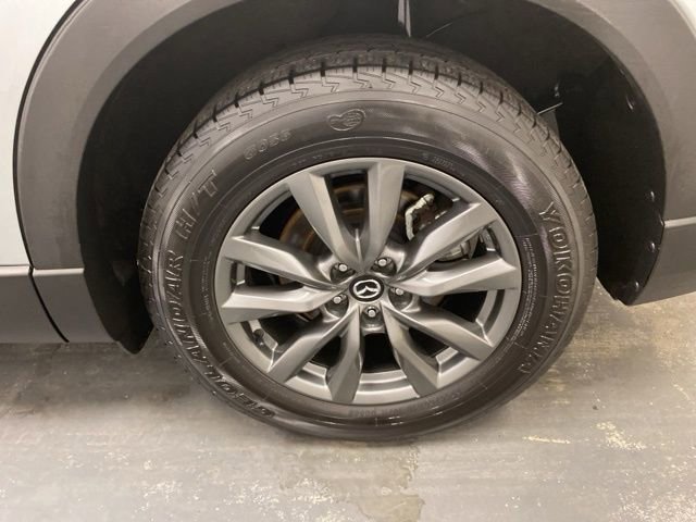 Used 2023 MAZDA CX-9 Touring image 32
