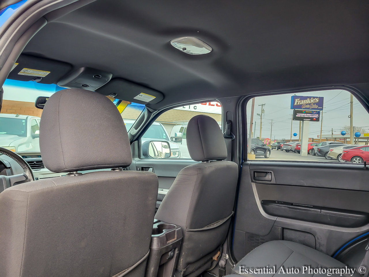 Used 2012 Ford Escape XLT image 10
