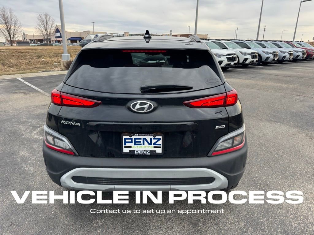 Used 2023 Hyundai Kona SEL w/ Cargo Package image 4