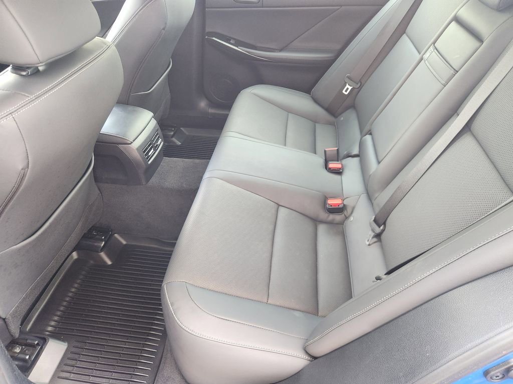 Certified 2023 Lexus IS 300 w/ Comfort Package image 31