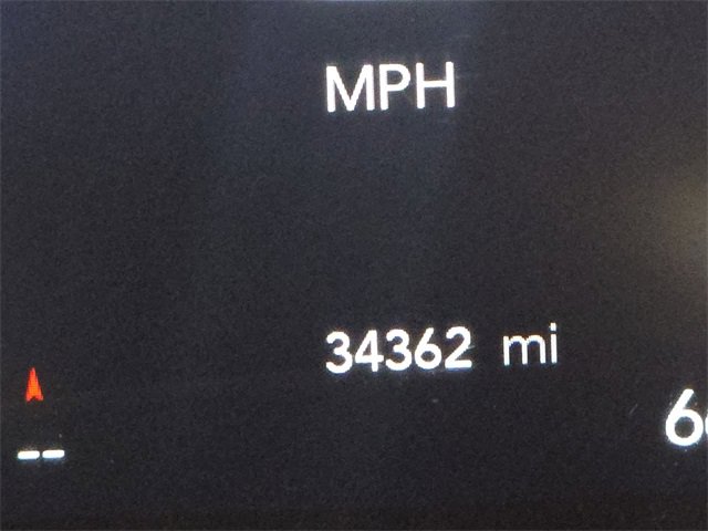 Used 2024 Chrysler Pacifica Limited w/ S Appearance Package image 15