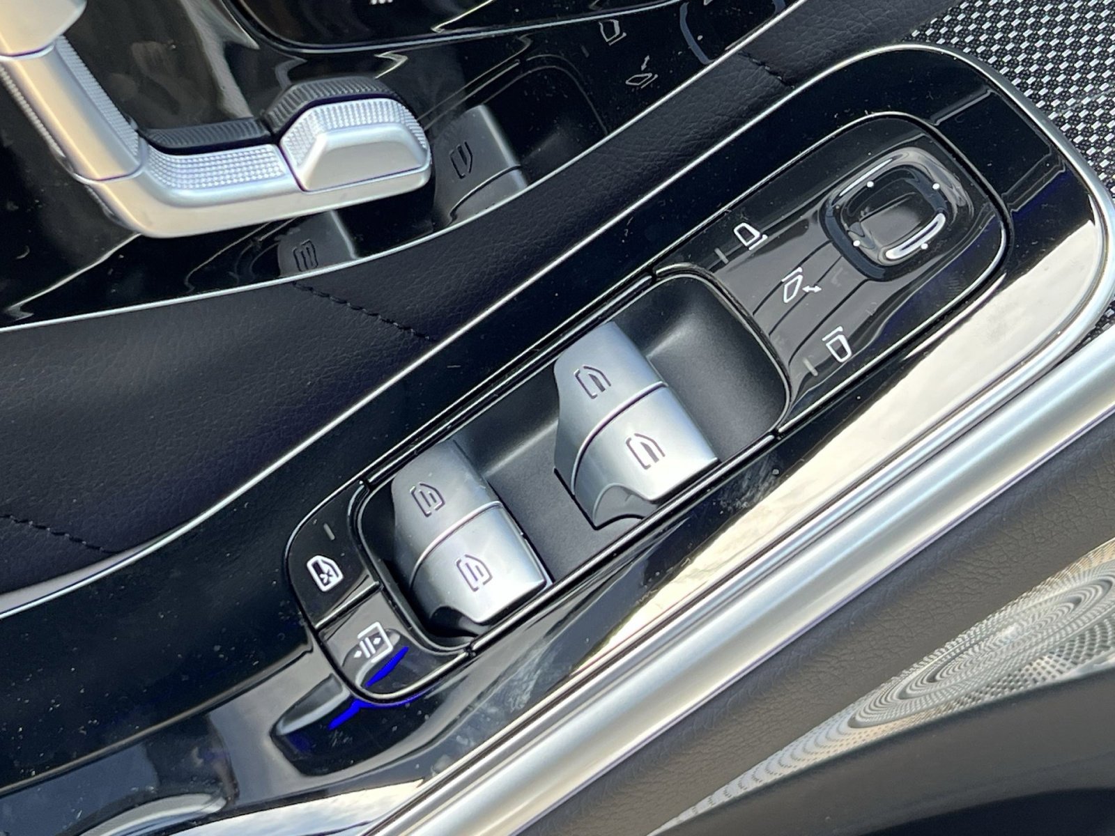 New 2026 Mercedes-Benz S 580 4MATIC Sedan image 13