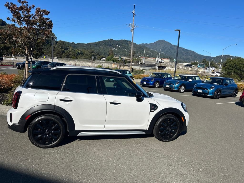 Used 2023 MINI Cooper Countryman S FWD image 6