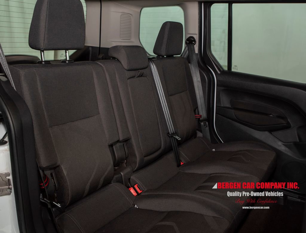 Used 2016 Ford Transit Connect XLT image 18