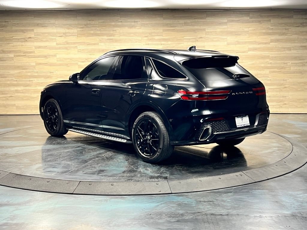 Used 2025 Genesis GV70 2.5T AWD/4WD image 17