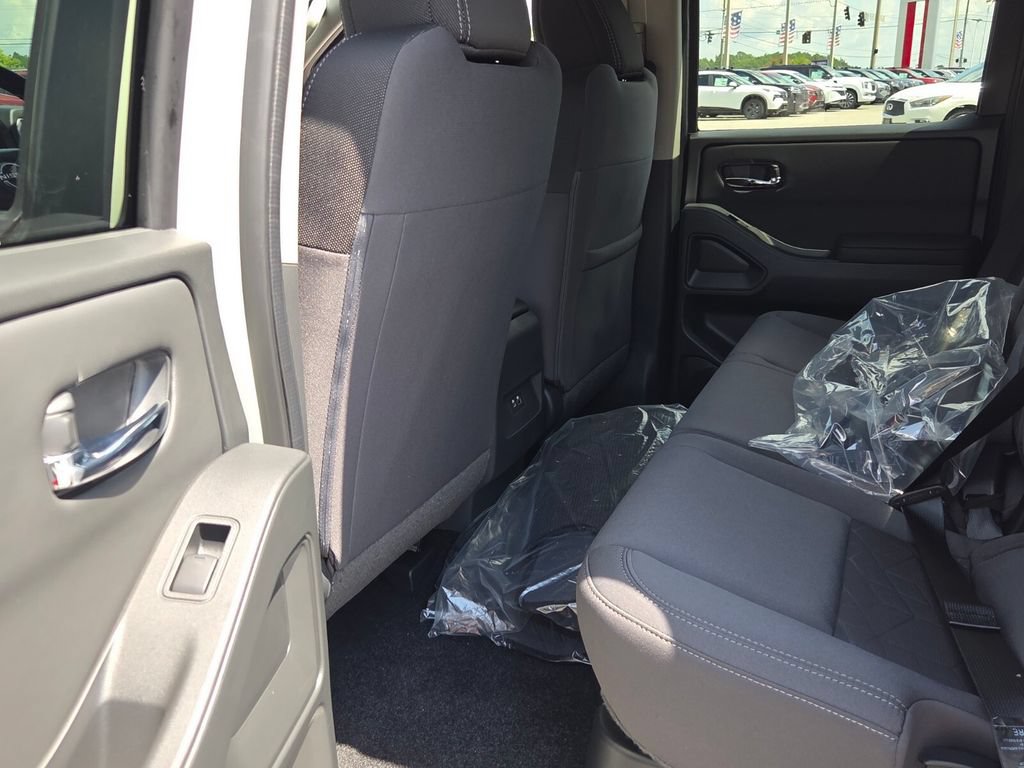 New 2026 Nissan Frontier SV w/ Tow Package RWD image 5