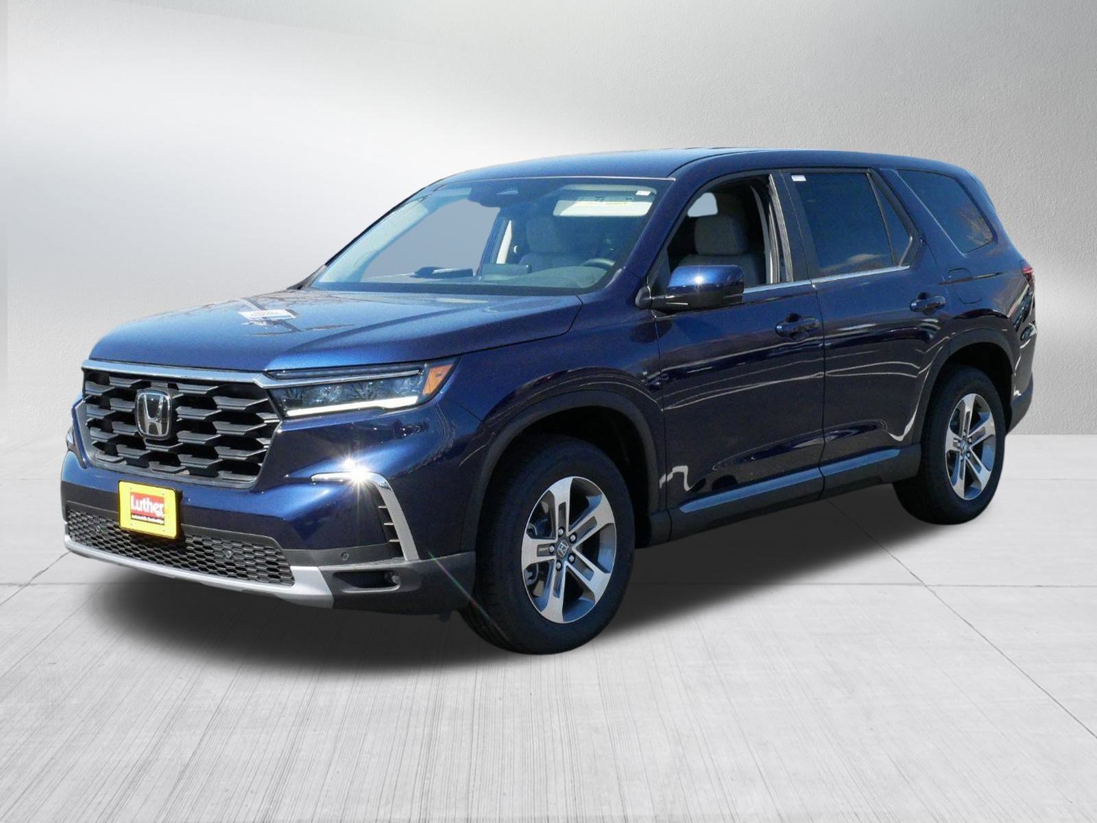 New 2025 Honda Pilot EX-L image 3