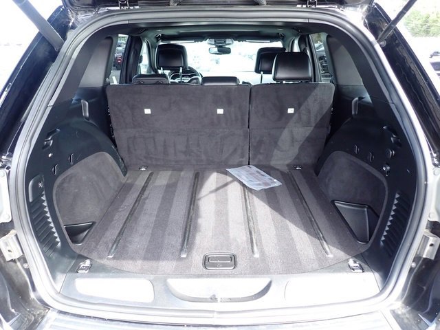 Used 2017 Jeep Grand Cherokee Limited image 7