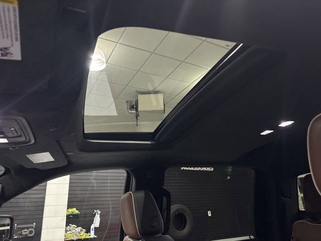 Used 2024 GMC Sierra 3500 Denali Ultimate image 28