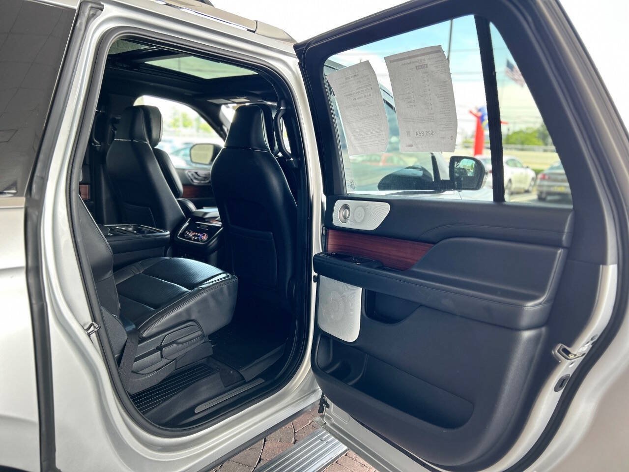 Used 2018 Lincoln Navigator L Reserve w/ Technology Package AWD/4WD image 53