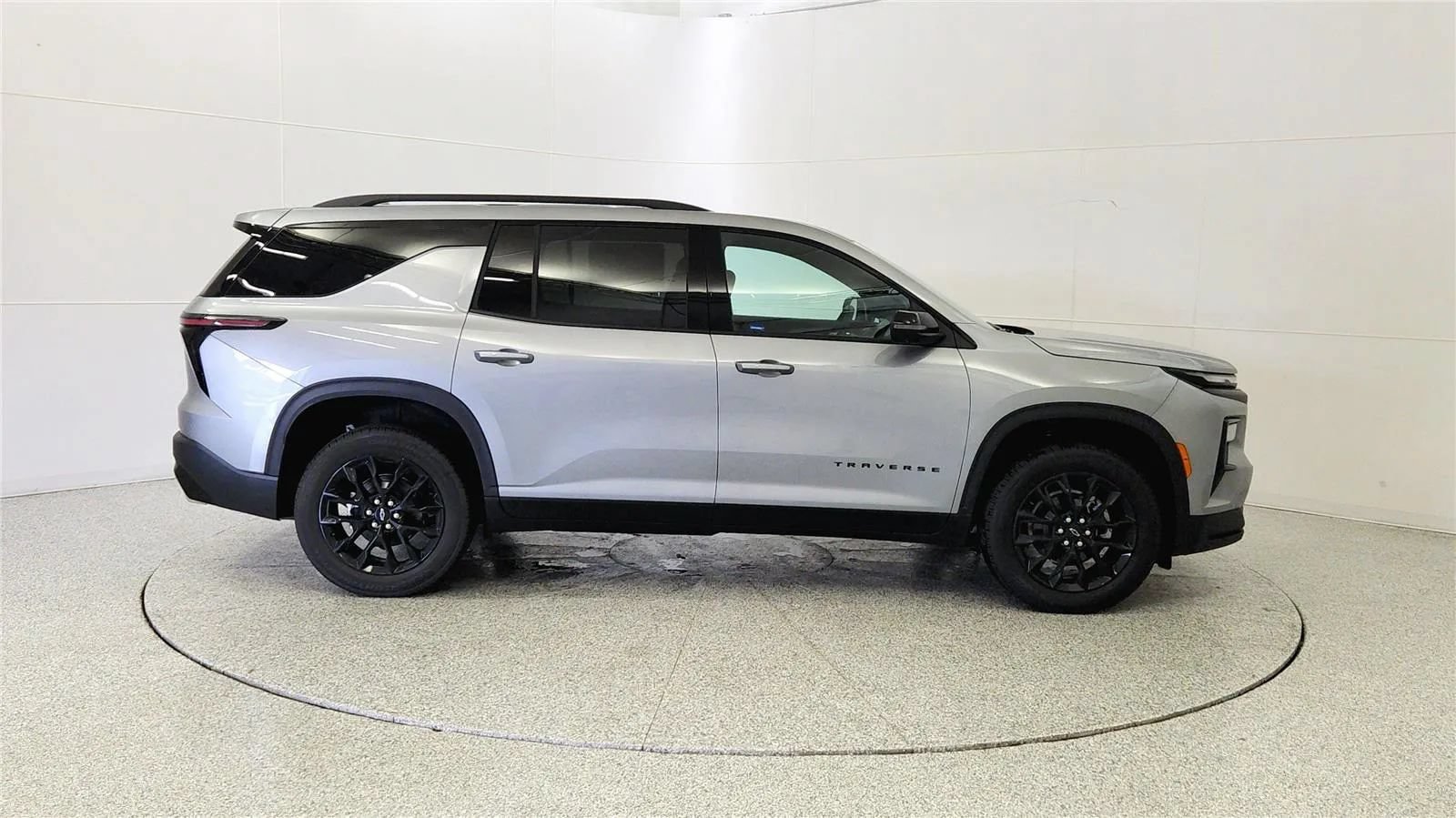 New 2026 Chevrolet Traverse LT w/ Midnight/Sport Edition AWD/4WD image 8