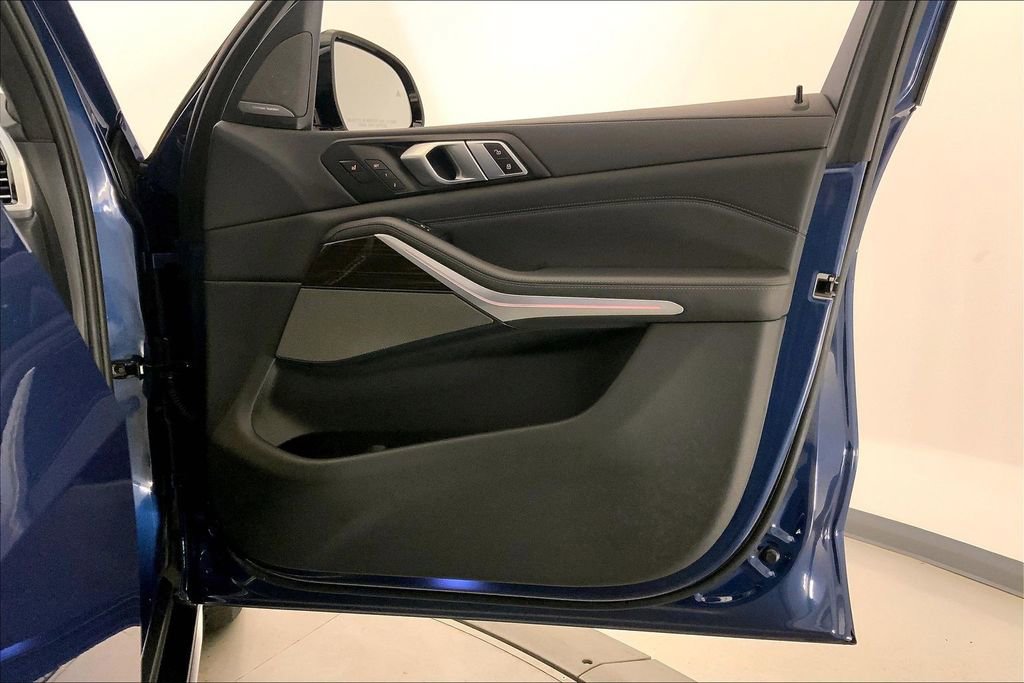 Used 2023 BMW X5 xDrive40i image 25