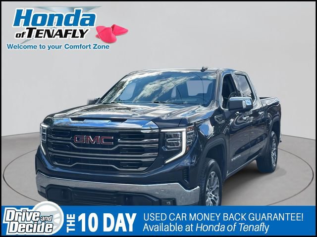 Used 2025 GMC Sierra 1500 SLT image 2