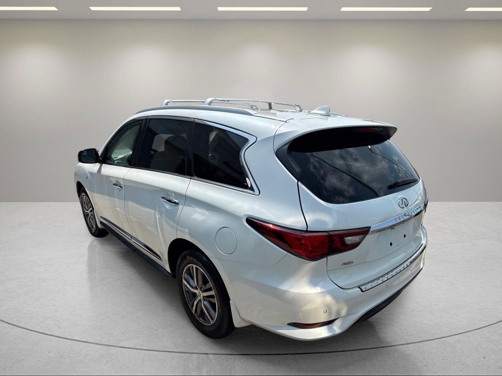 Used 2020 INFINITI QX60 Luxe w/ Essential Package AWD/4WD image 9