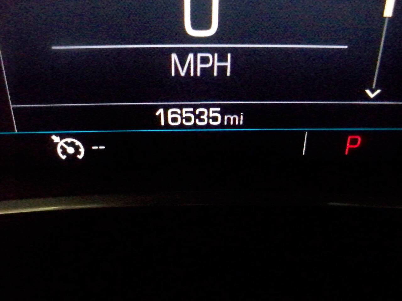 Used 2022 GMC Acadia SLE w/ Driver Convenience Package image 5