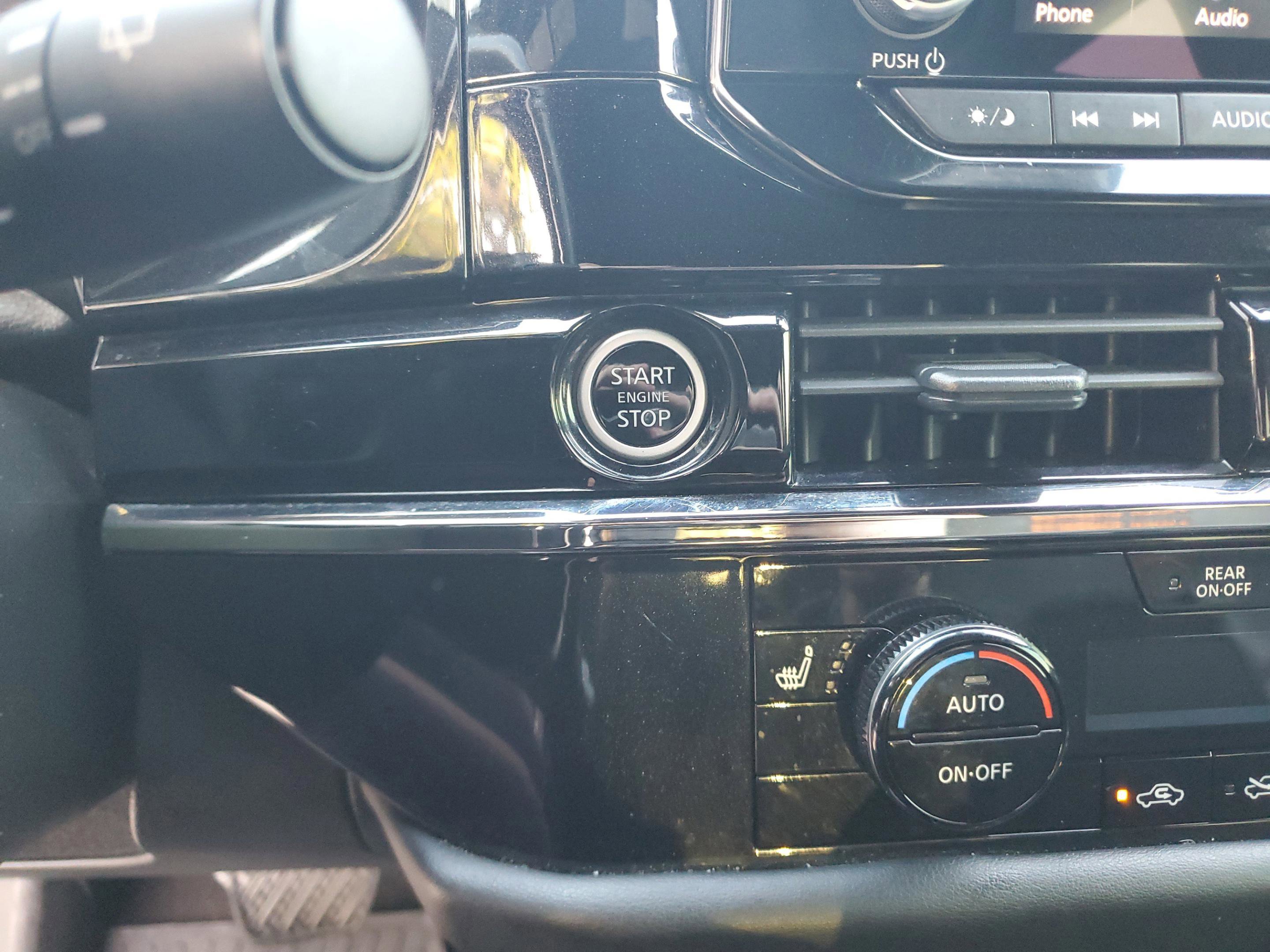 Used 2024 Nissan Pathfinder Rock Creek AWD/4WD image 21