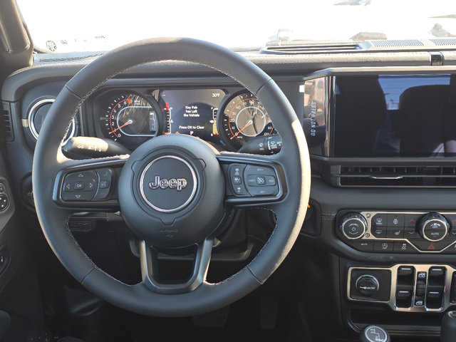 New 2026 Jeep Gladiator Sahara image 12