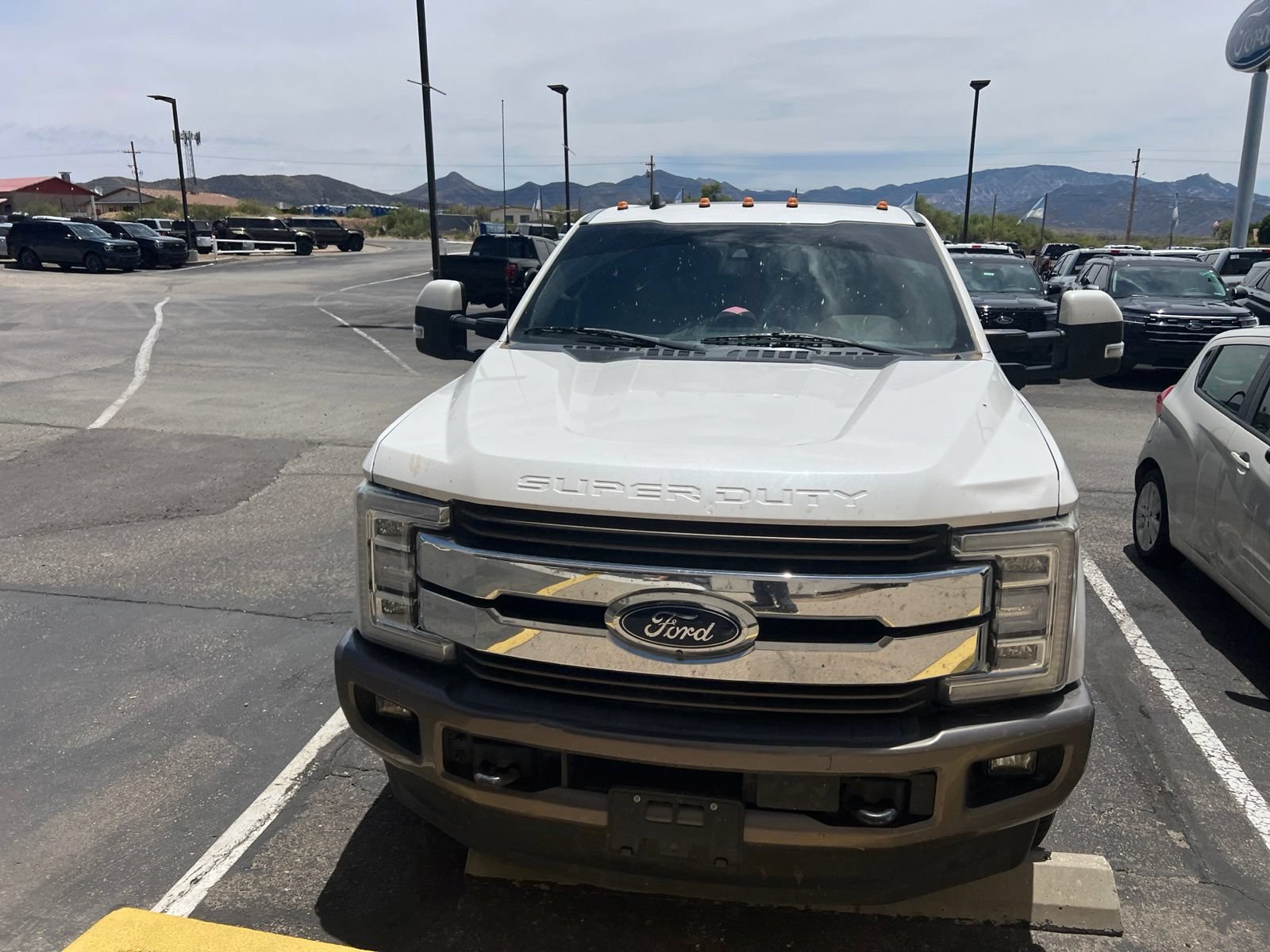 Used 2019 Ford F350 King Ranch w/ King Ranch Ultimate Package AWD/4WD image 12