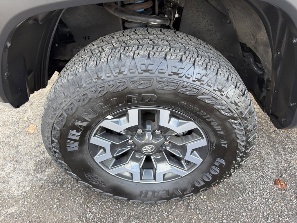 Certified 2023 Toyota Tacoma TRD Off-Road image 15