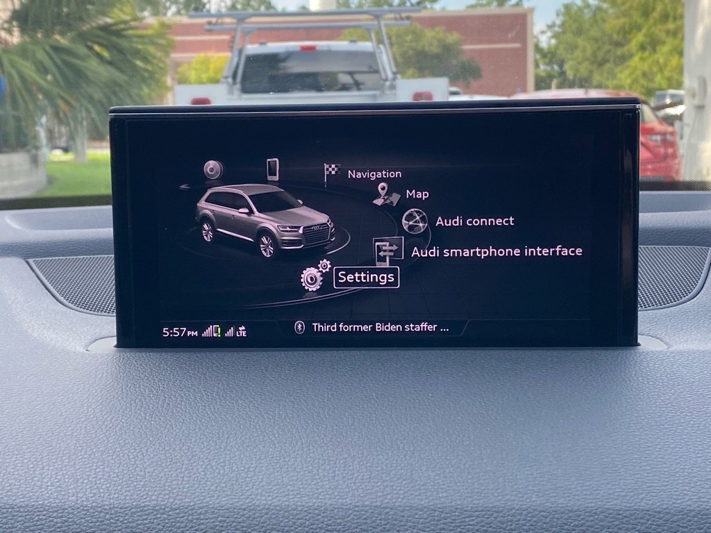 Used 2018 Audi Q7 3.0T Prestige image 29