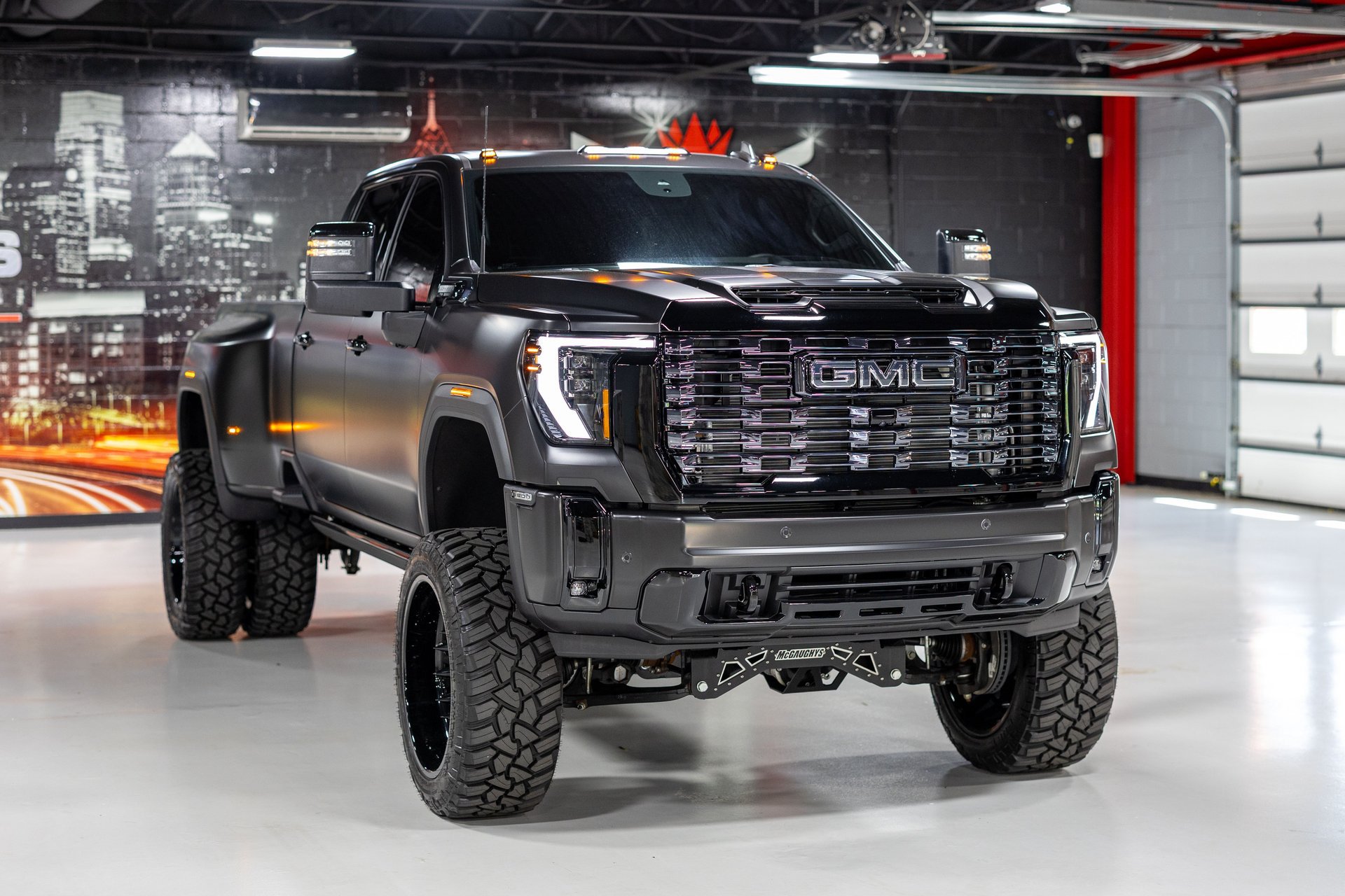 Used 2026 GMC Sierra 3500 Denali Ultimate AWD/4WD image 10