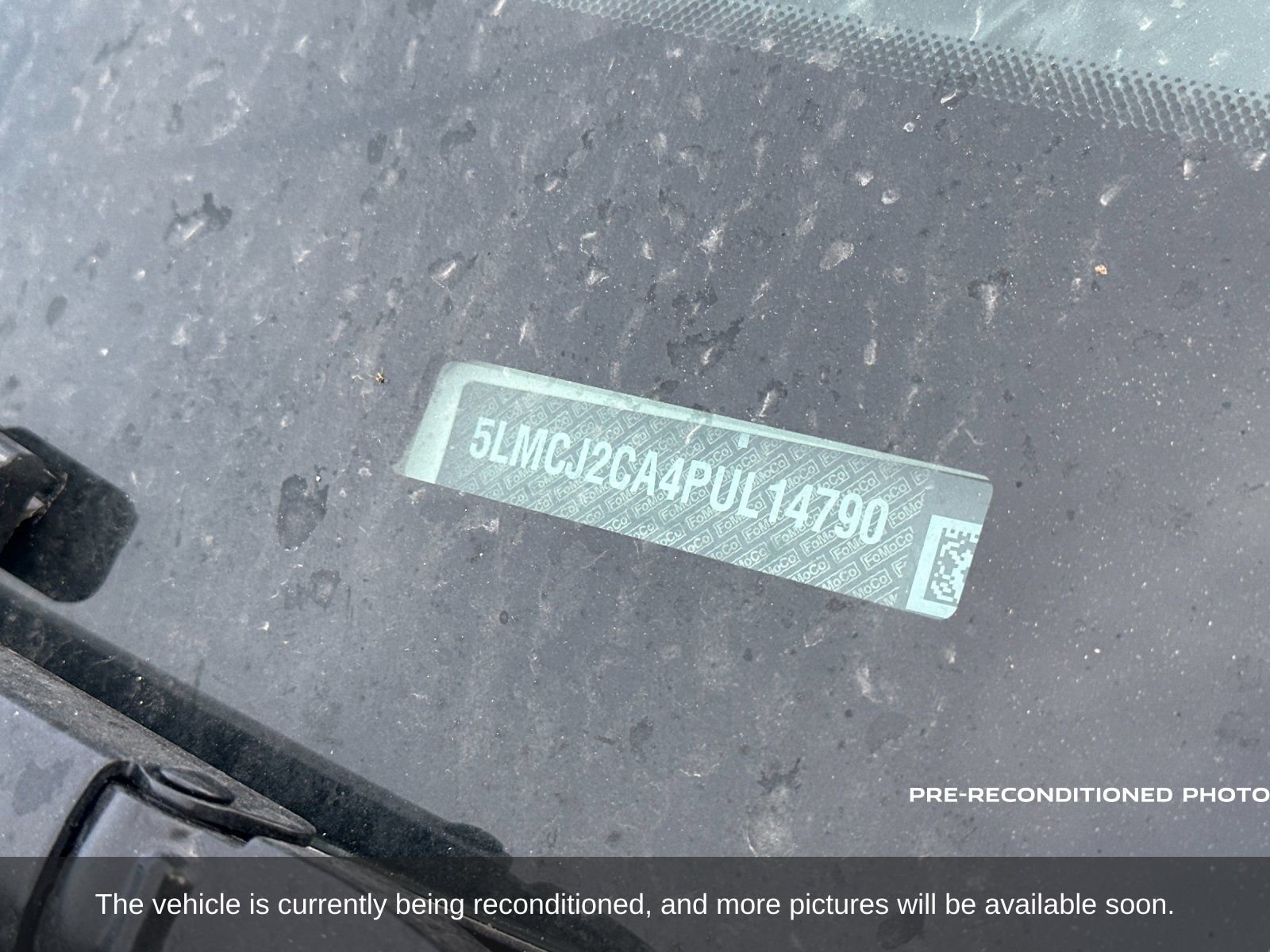 Used 2023 Lincoln Corsair Reserve image 2