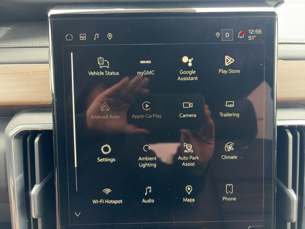 Used 2026 GMC Acadia Denali Ultimate w/ LPO, Floor Liner Package image 18