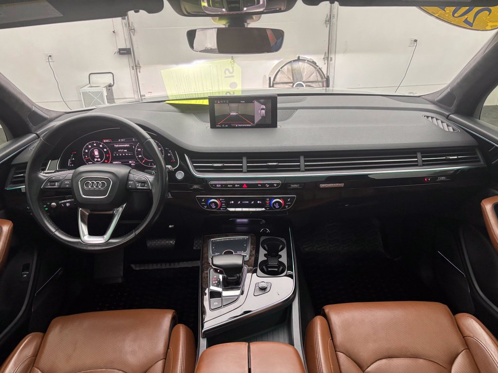 Used 2017 Audi Q7 3.0T Prestige AWD/4WD image 3