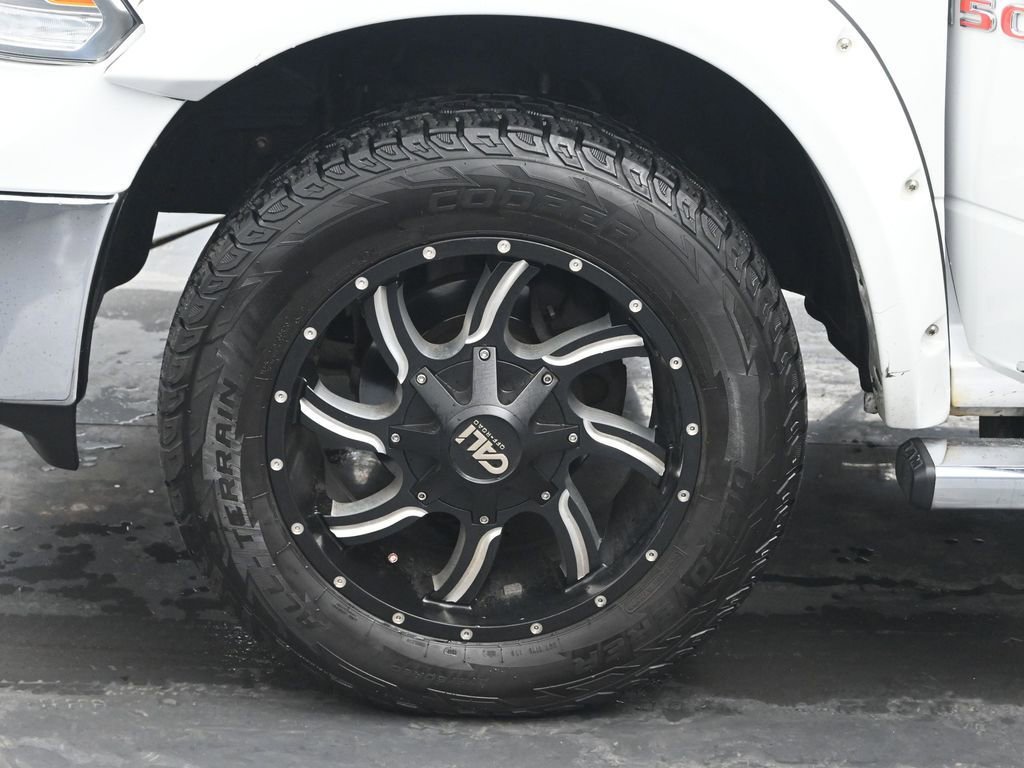 Used 2016 RAM 1500 Limited image 31