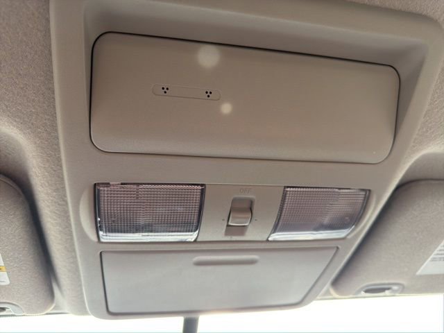 Used 2021 Nissan Frontier SV image 28