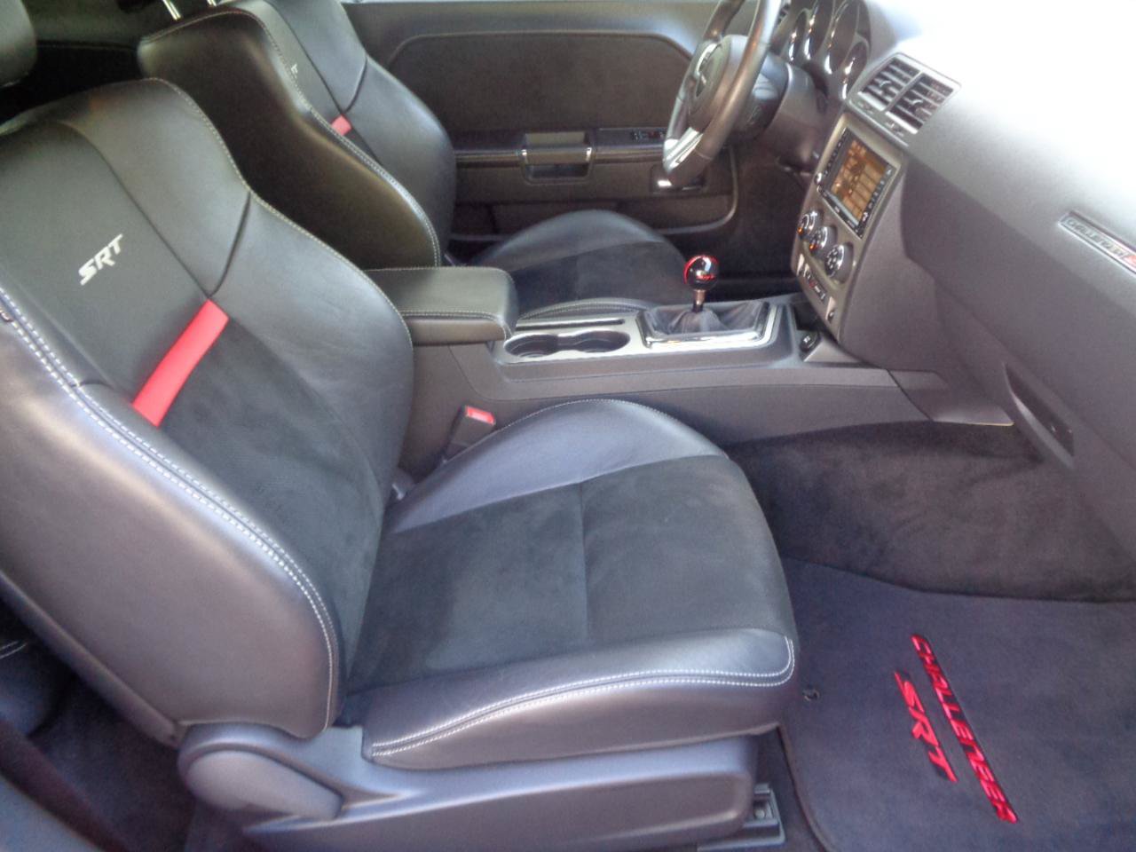 Used 2014 Dodge Challenger SRT8 RWD image 27