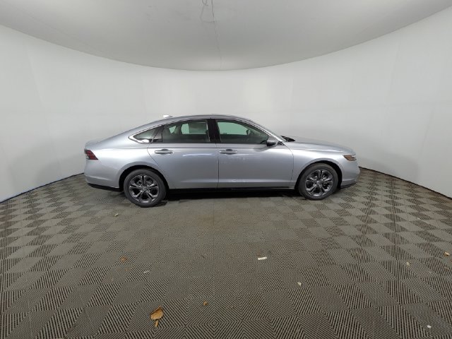 New 2026 Honda Accord SE image 2