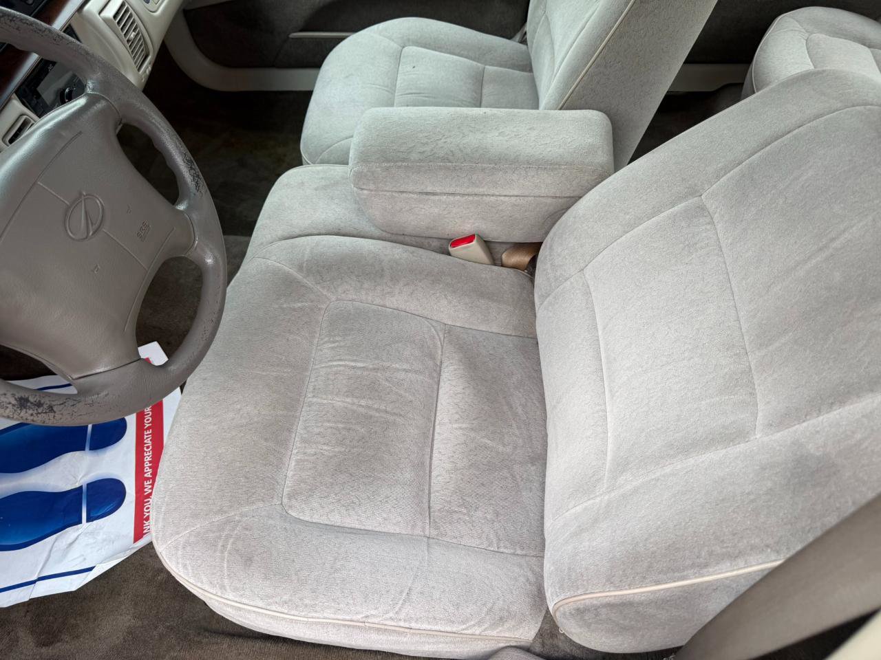 Used 1999 Oldsmobile 88 image 9