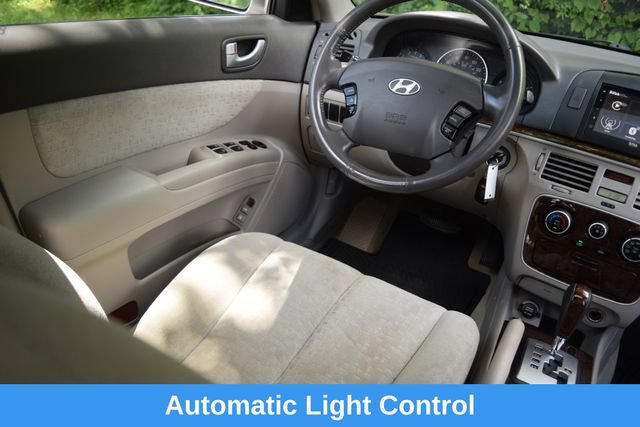 Used 2006 Hyundai Sonata V6 FWD image 2