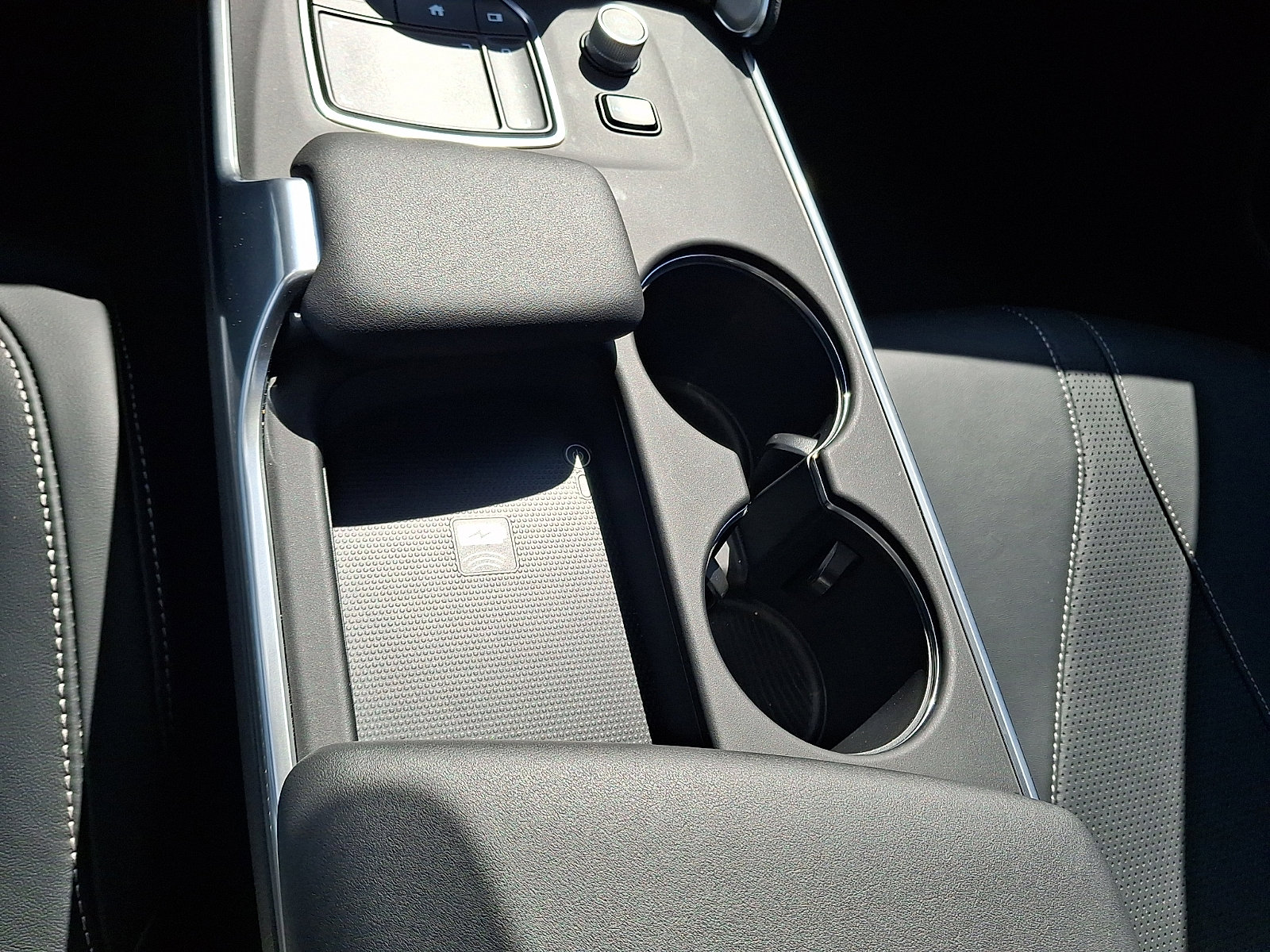 Certified 2025 Acura TLX w/ Technology Package image 26