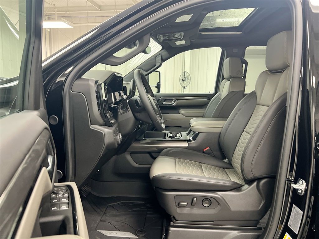 New 2026 Chevrolet Silverado 2500 ZR2 image 20